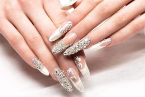 When Should You Book Bridal Nail Services Before Your Wedding?